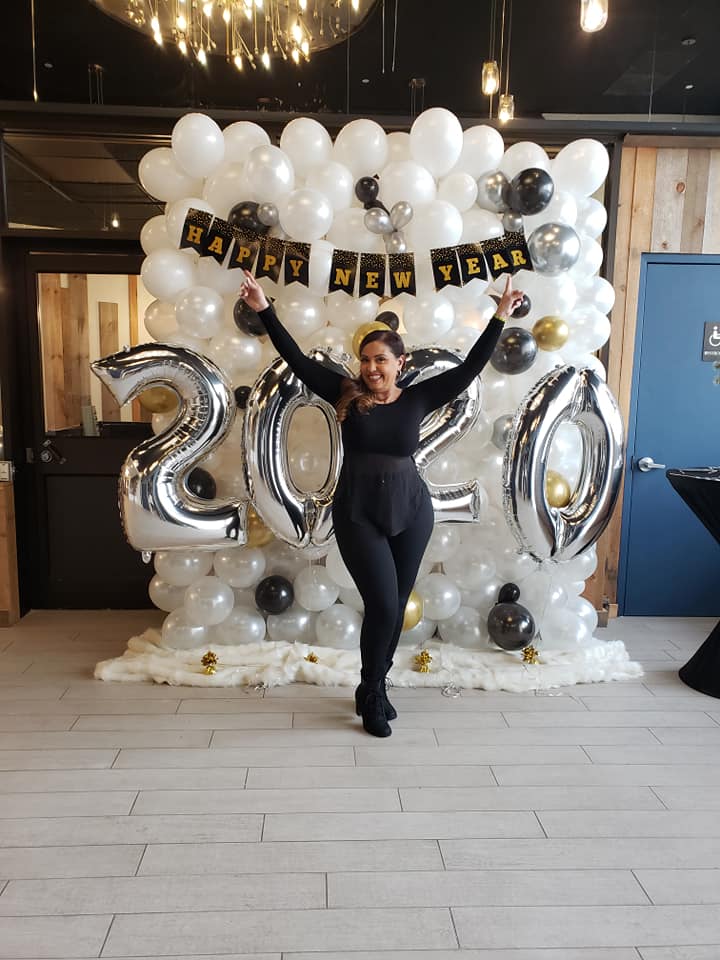 new years eve party balloon wall